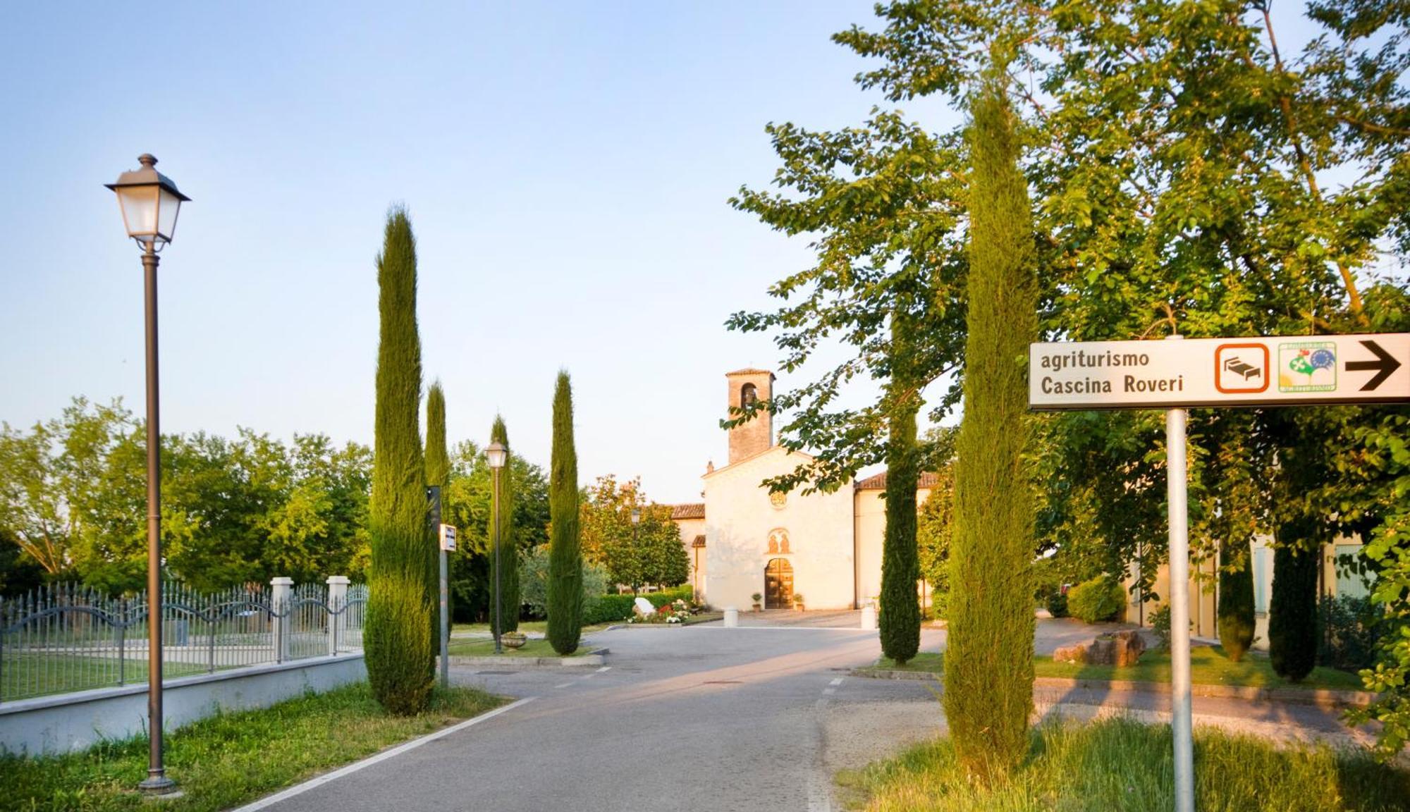 Agriturismo Cascina Roveri Monzambano Buitenkant foto